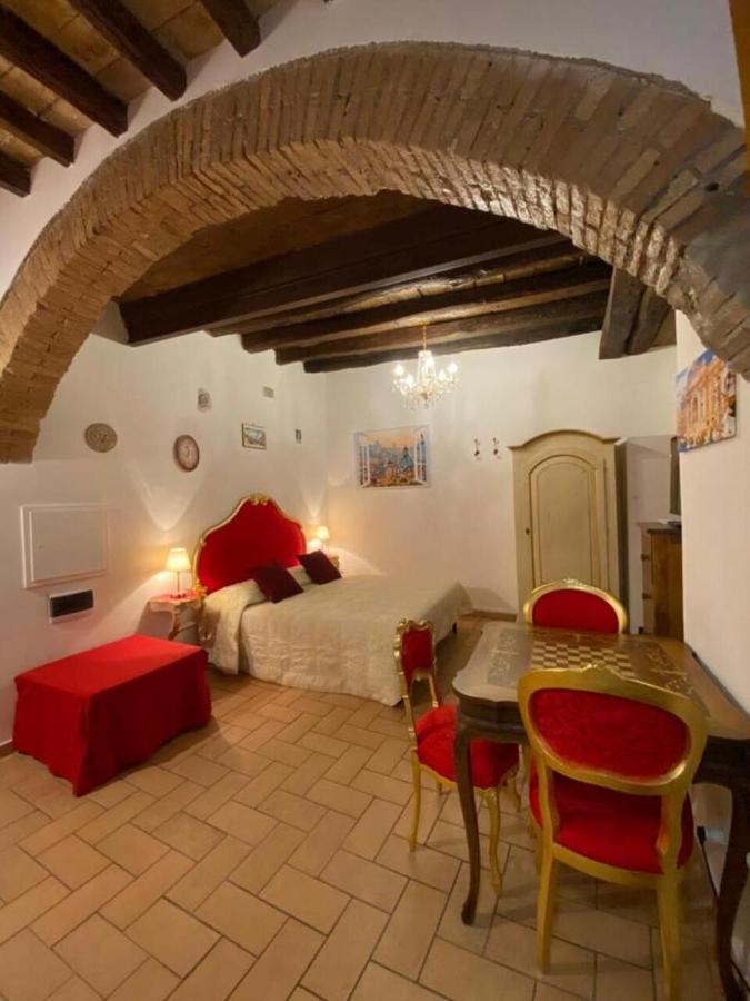 Casa Arco Della Chiesa Nuova - Pantheon & Navona Apartment Roma Ngoại thất bức ảnh